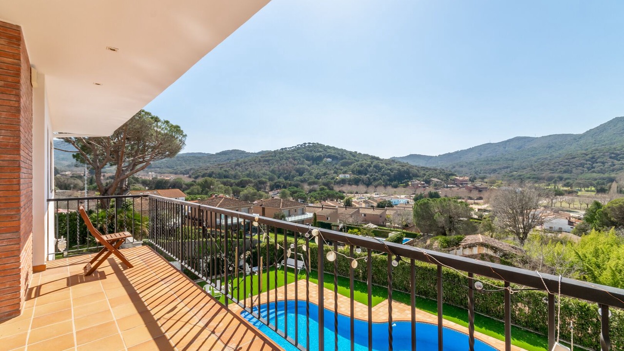 Photo of Outdoor in Vallromanes