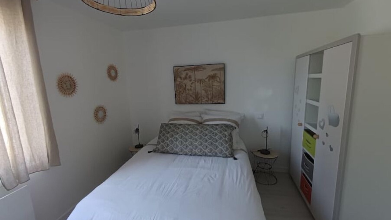 Photo of Bedroom in Dozule