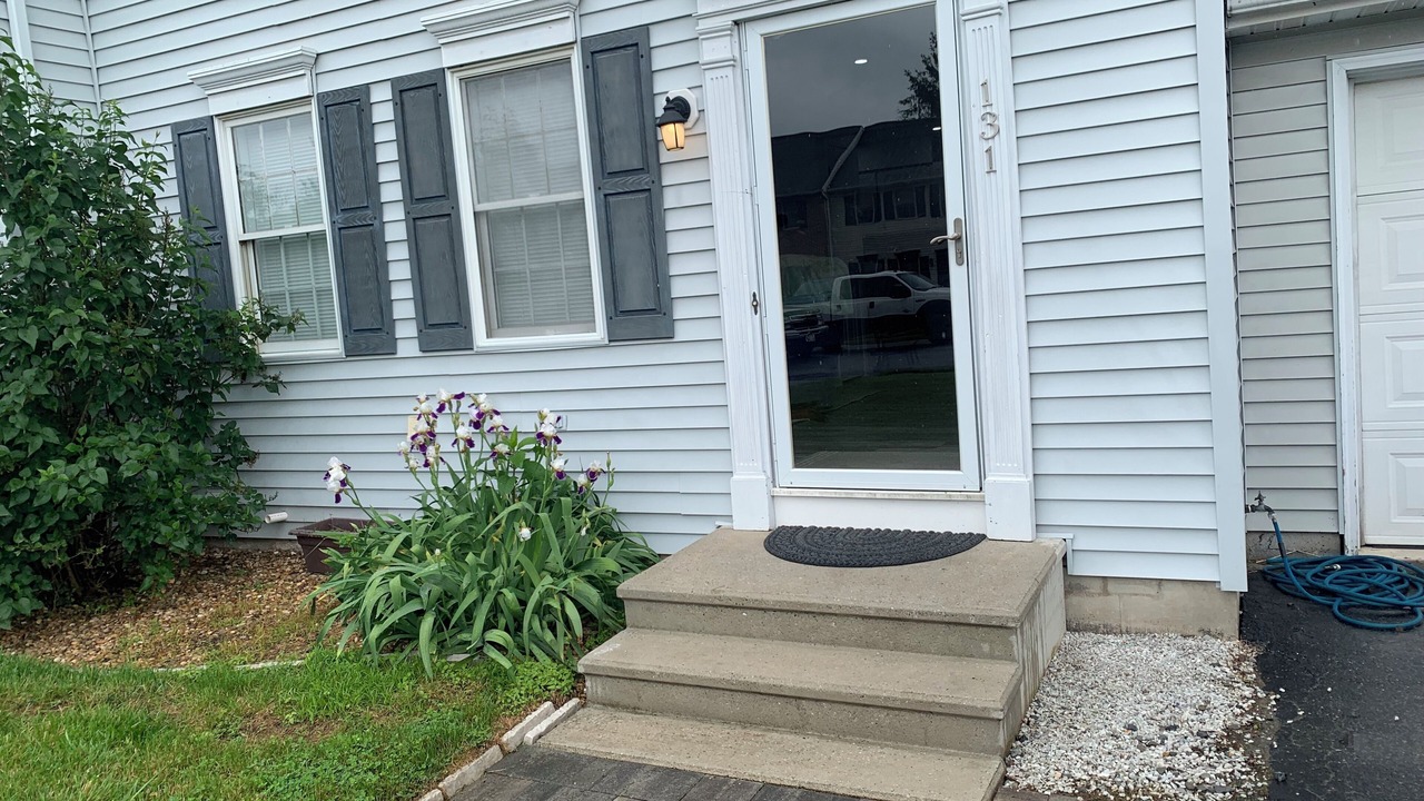 Photo of Outdoor in Elizabethtown