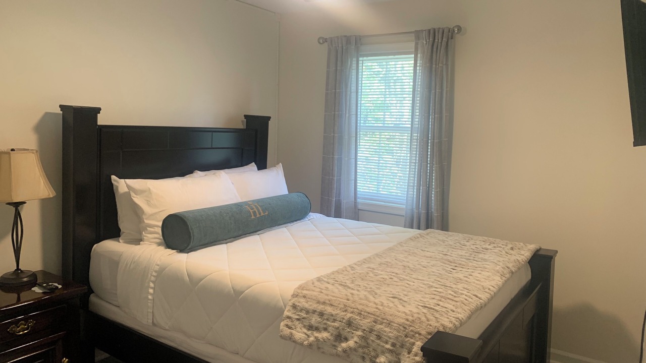 Photo of Bedroom in Elizabethtown