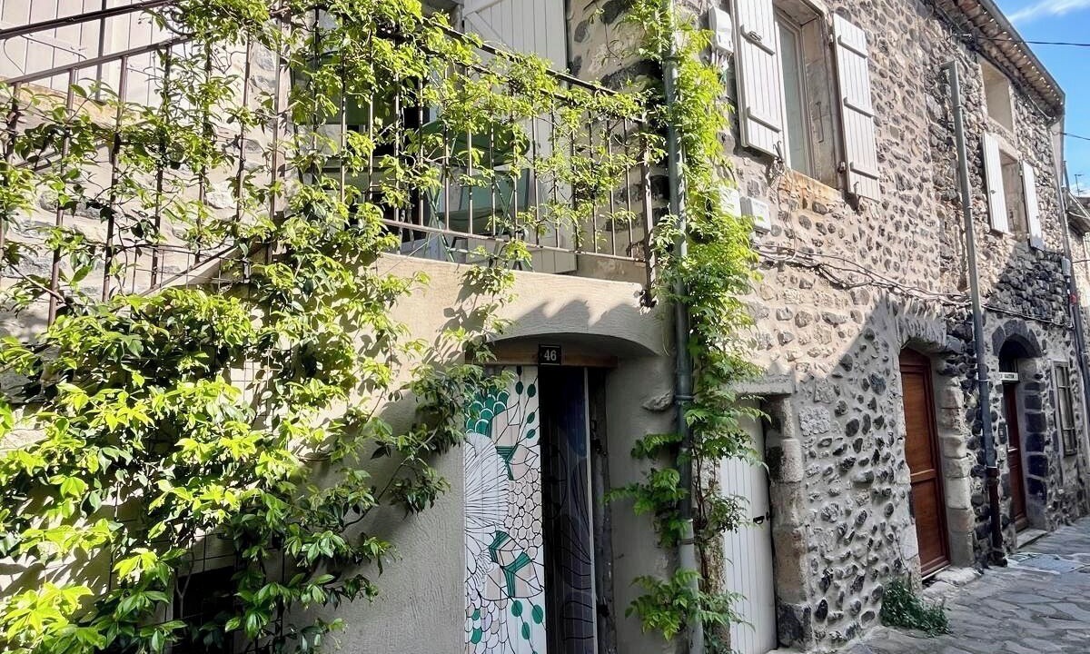 Photo of Outdoor in Alba-la-Romaine