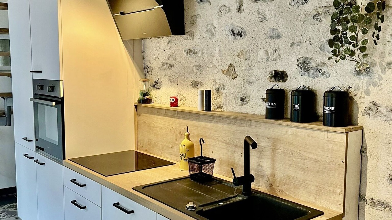 Photo of Kitchen in Alba-la-Romaine