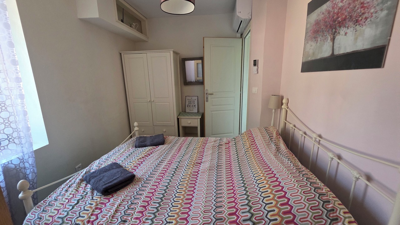 Photo of Bedroom in Frayssinet-le-Gelat