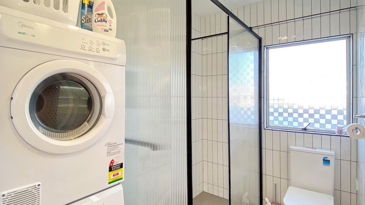 Photo of Bathroom in Otahuhu