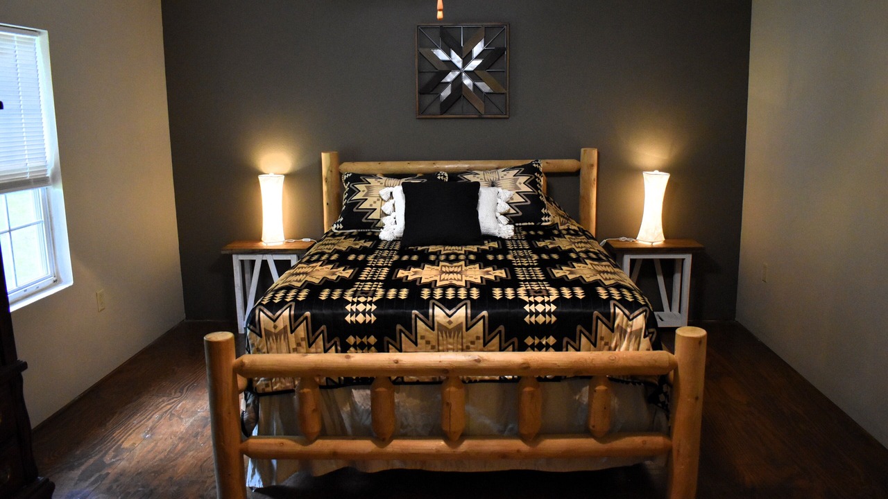Photo of Bedroom in Pine Ridge