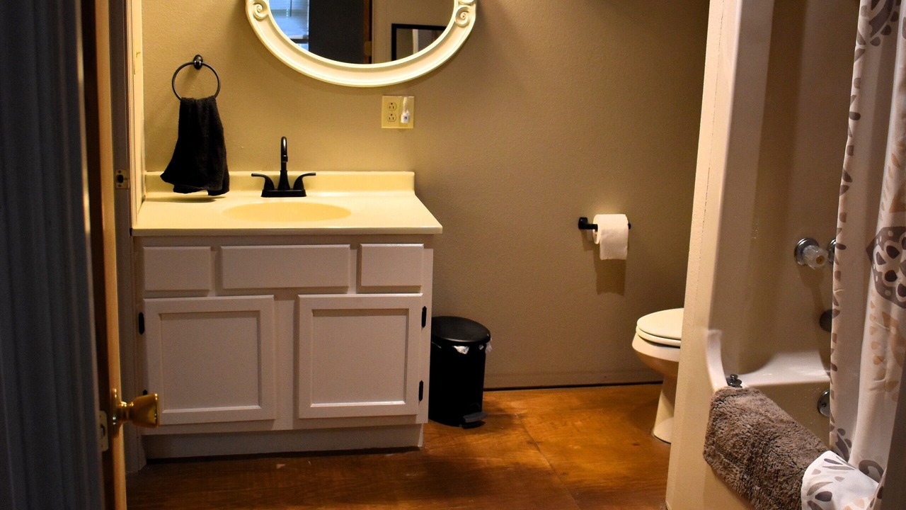 Photo of Bathroom in Pine Ridge