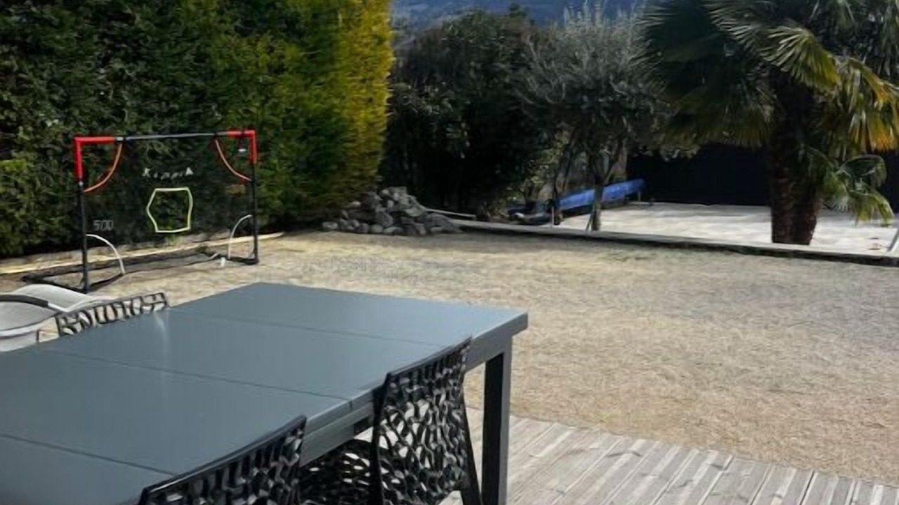 Photo of Outdoor in Lumbin