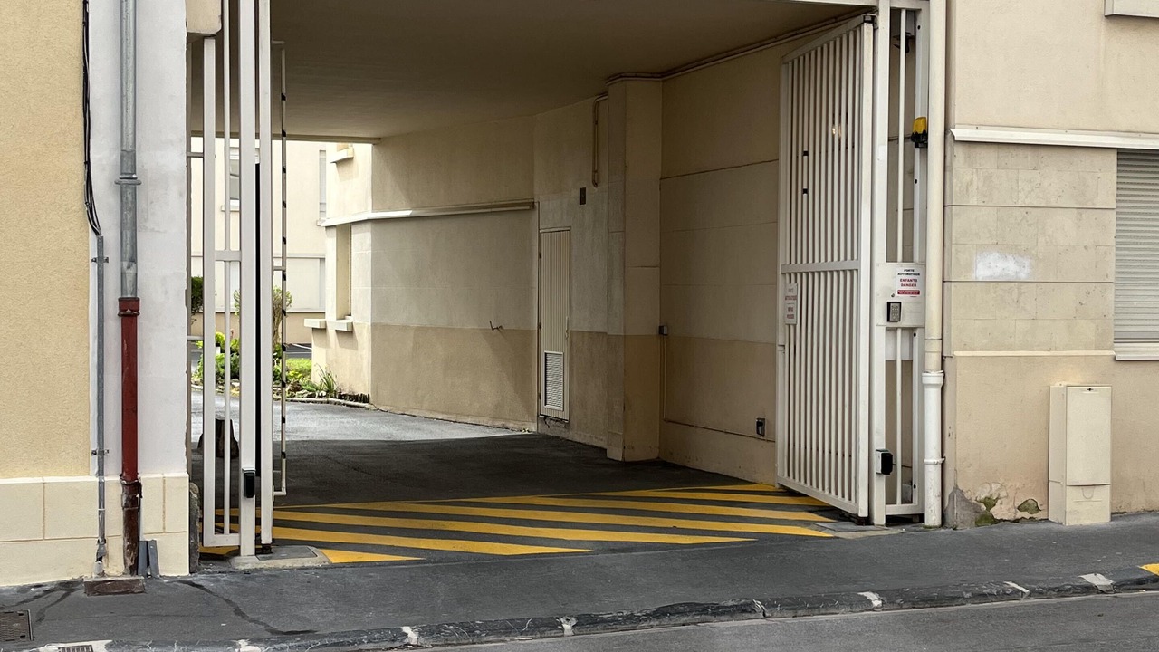 Photo of Outdoor in Hincmar