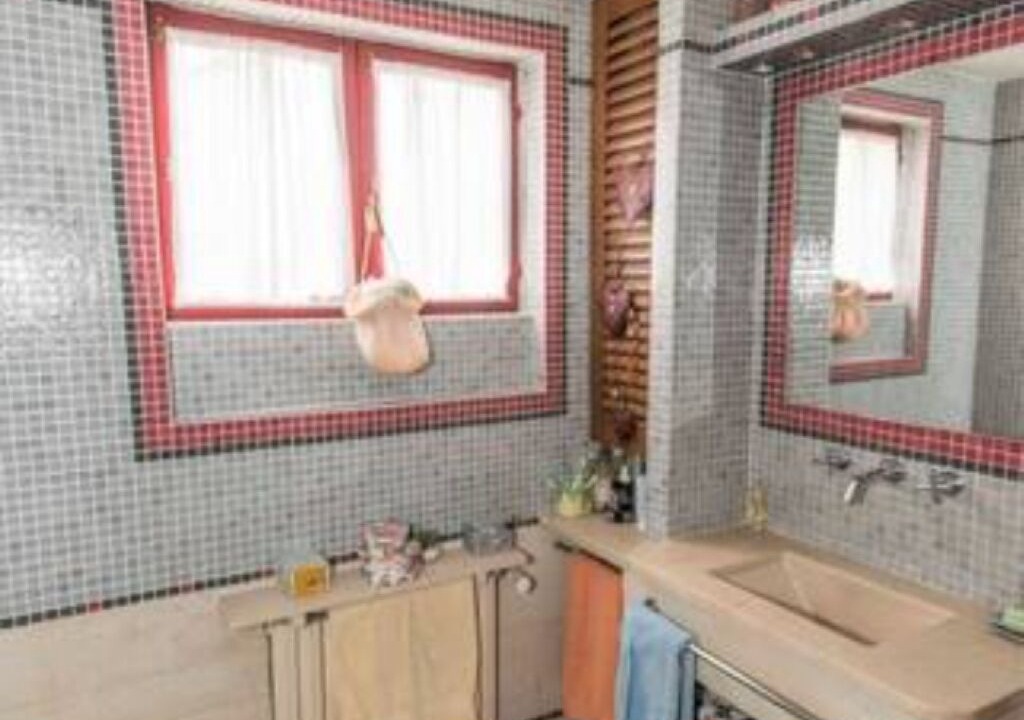Photo of Bathroom in Rosnay