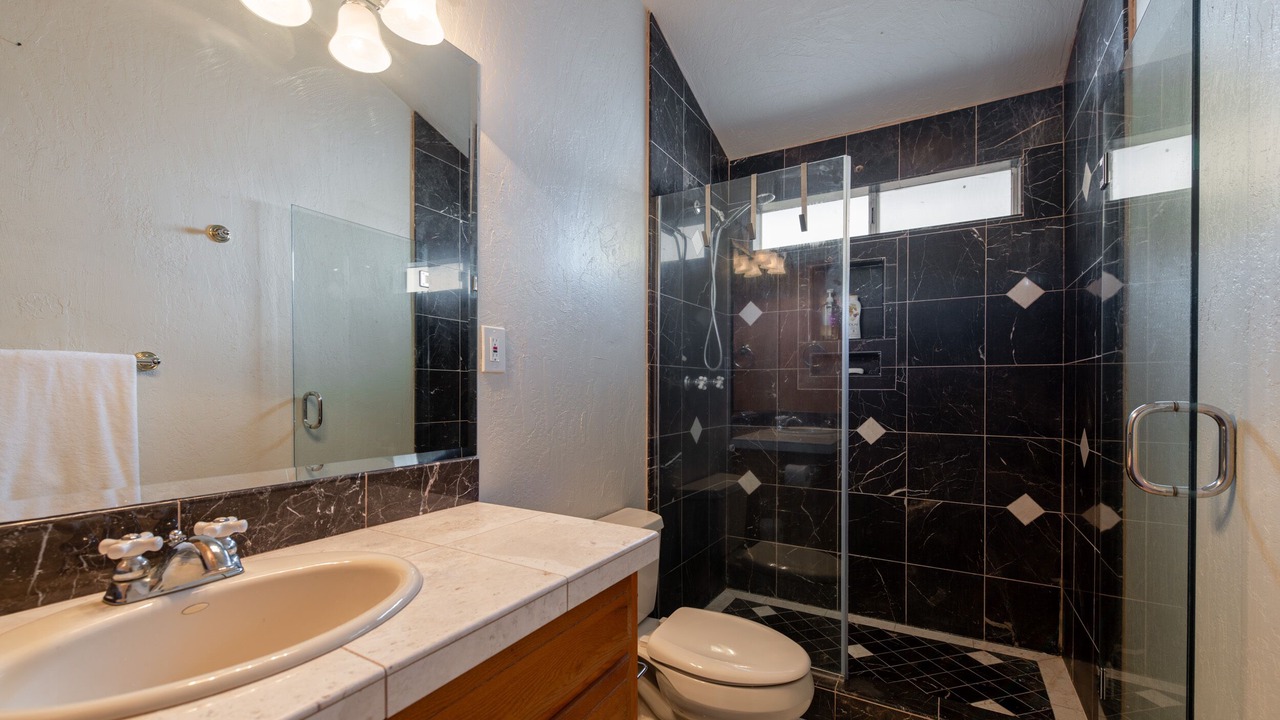 Photo of Bathroom in Discovery Bay
