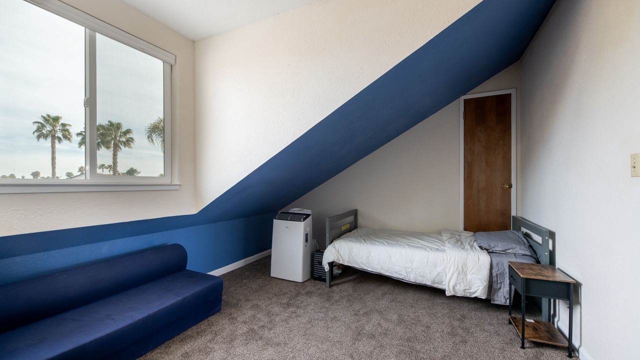 Photo of Bedroom in Discovery Bay