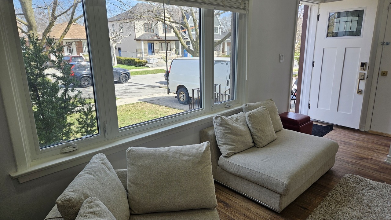 Photo of Livingroom in The Queensway