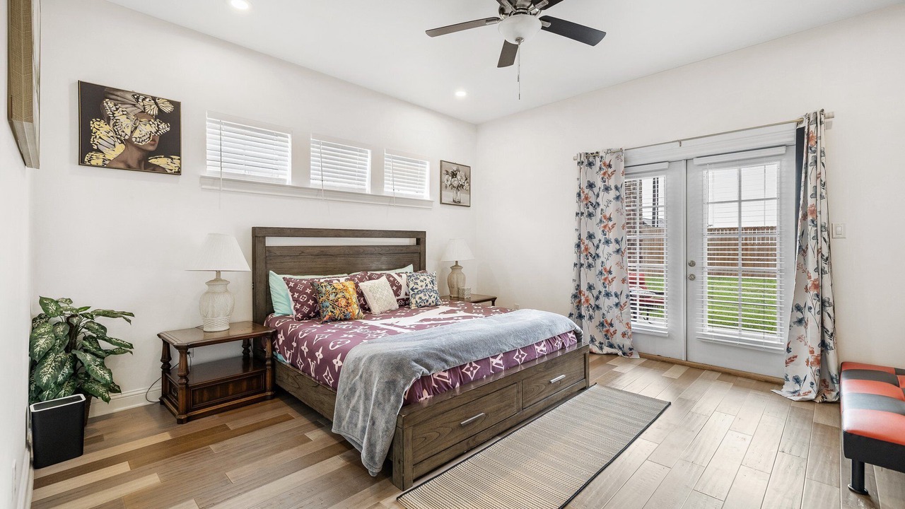Photo of Bedroom in Lakewood Village