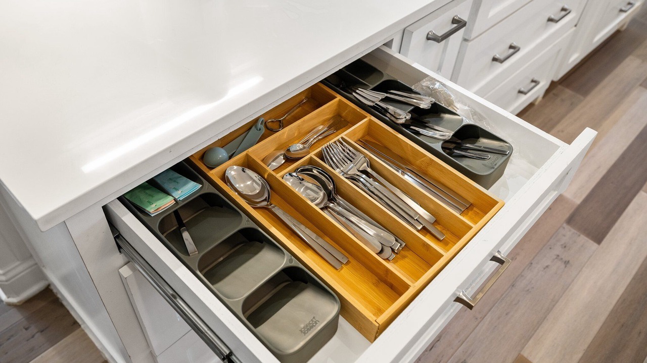 Photo of Kitchen in Lakewood Village