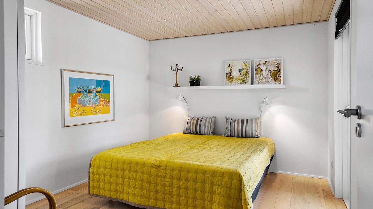 Photo of Others in Hvalpsund