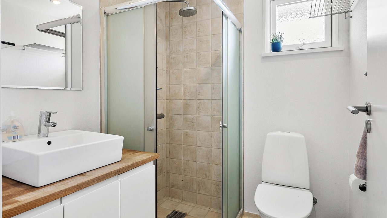 Photo of Bathroom in Hvalpsund