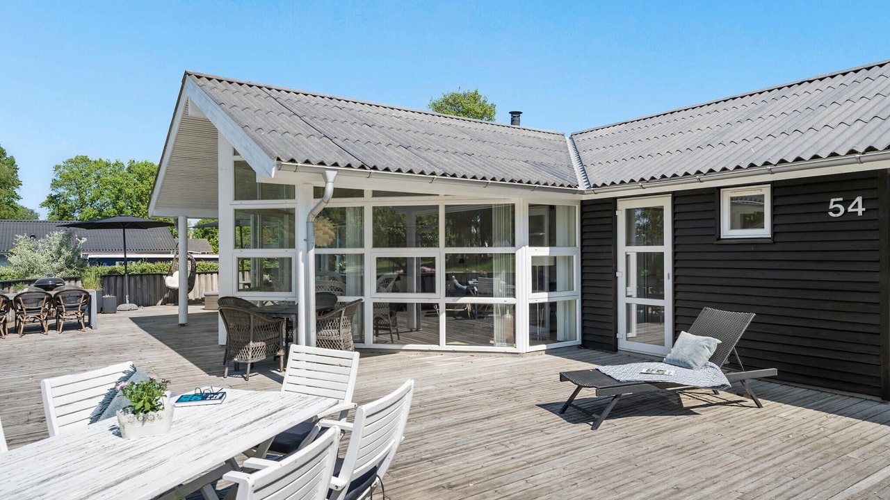 Photo of Others in Hvalpsund