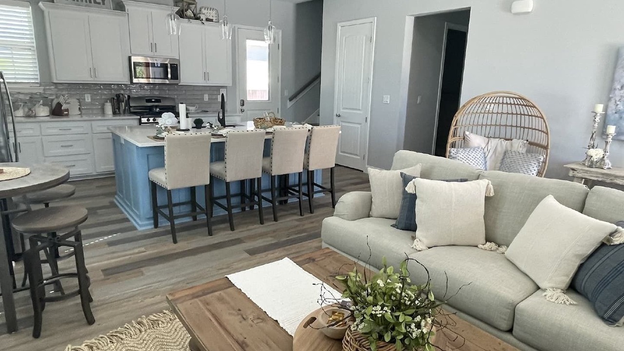 Photo of Livingroom in Stephenville