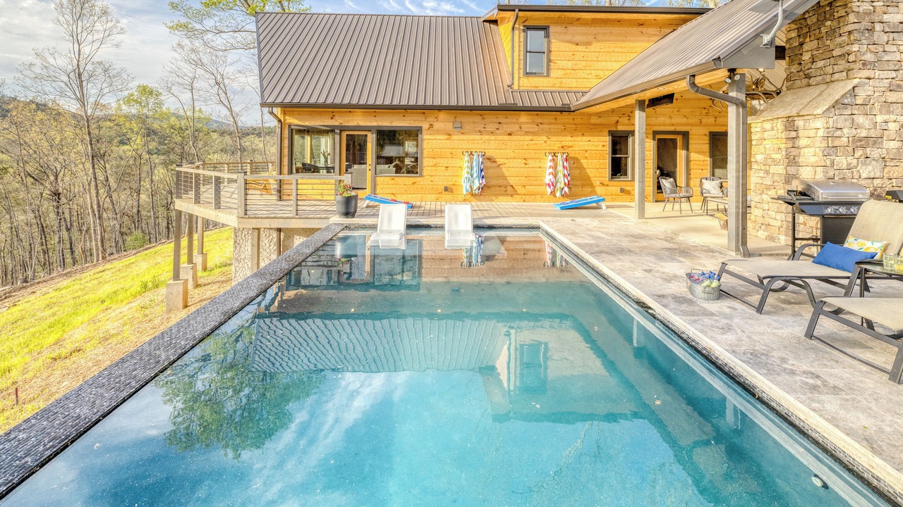 Photo of Others in Mineral Bluff