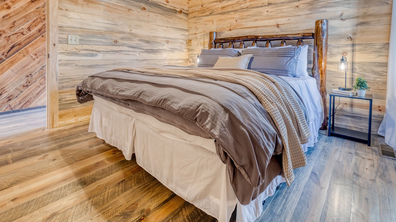 Photo of Others in Mineral Bluff