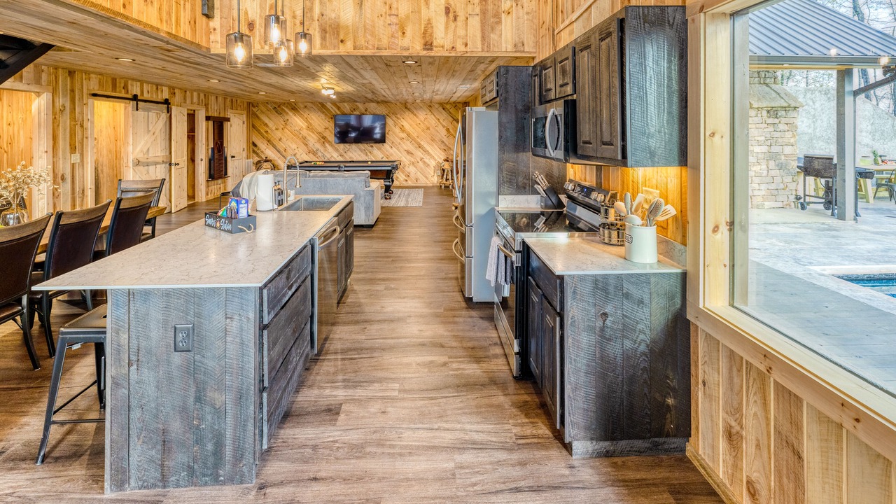 Photo of Others in Mineral Bluff