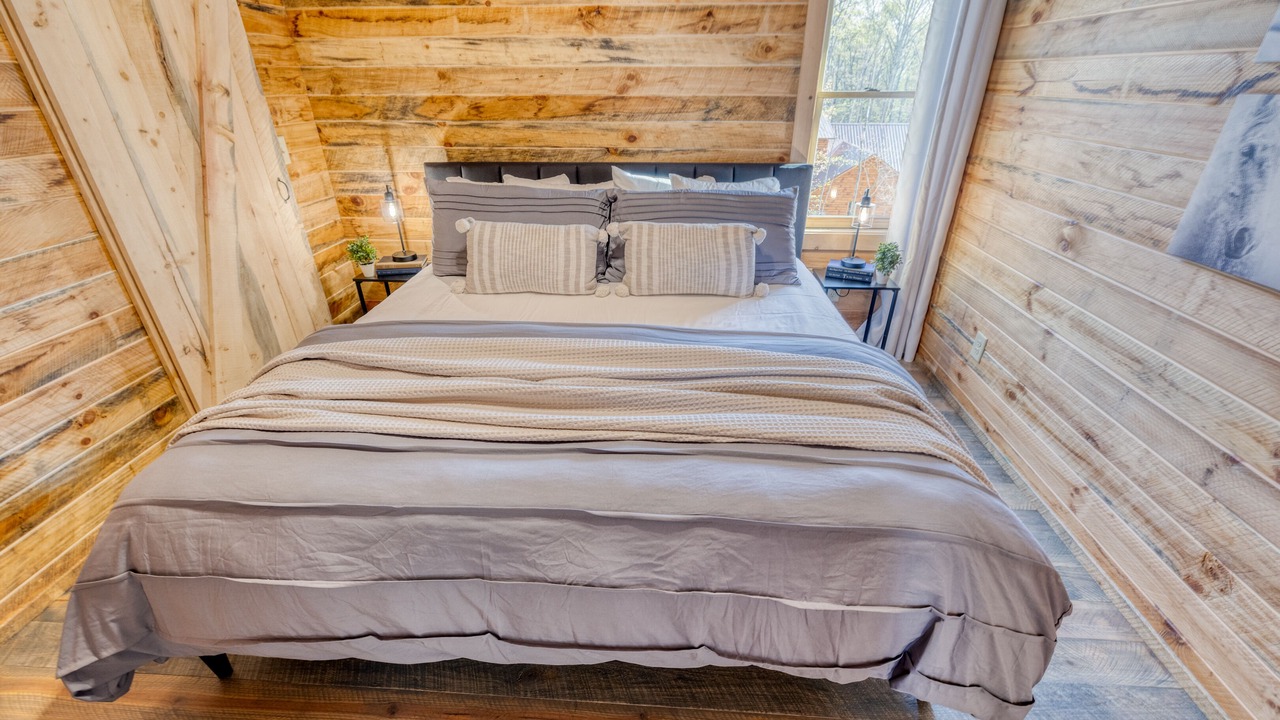 Photo of Others in Mineral Bluff