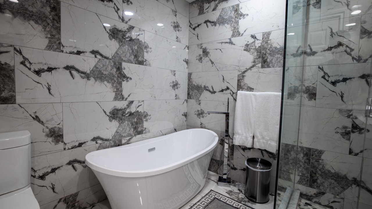 Photo of Bathroom in Niagara Falls