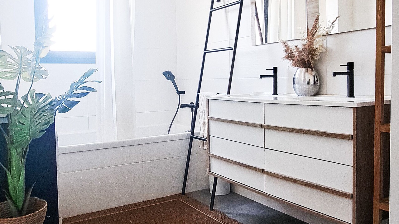 Photo of Others in Malras