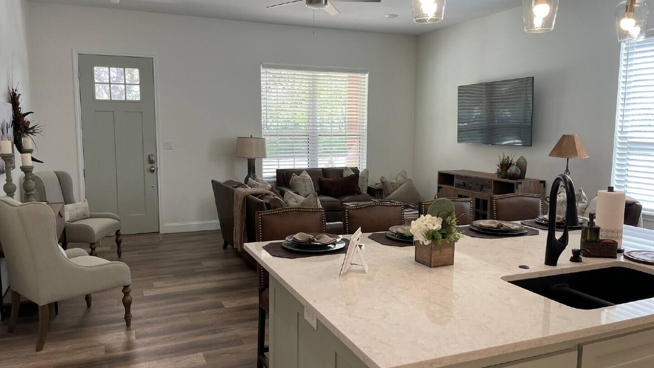 Photo of Livingroom in Stephenville