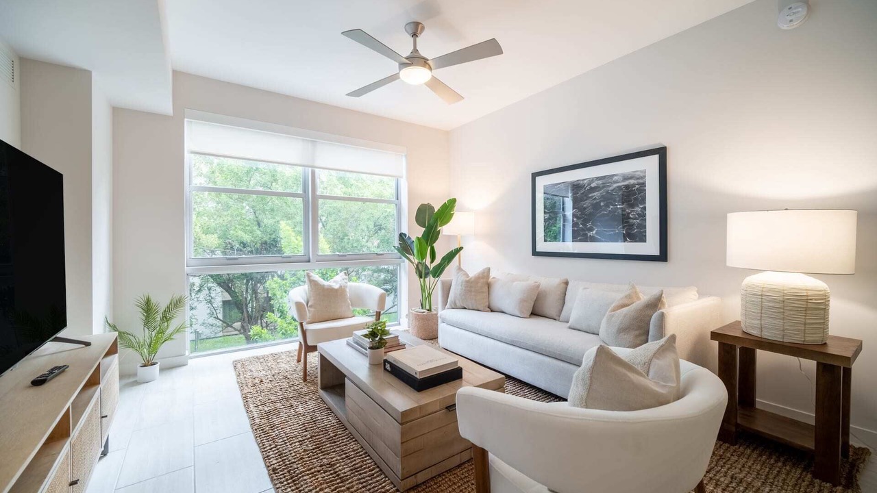 Photo of Livingroom in Glenvar Heights