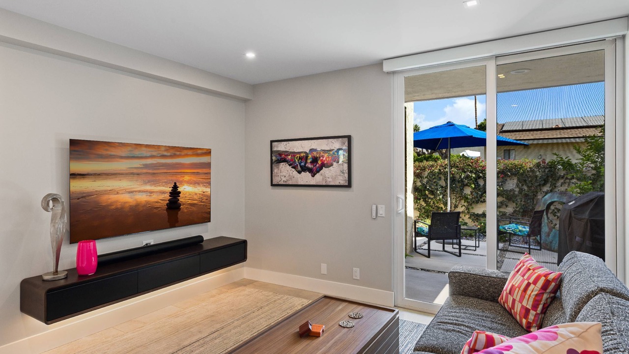 Photo of Bedroom in Canyon Corridor