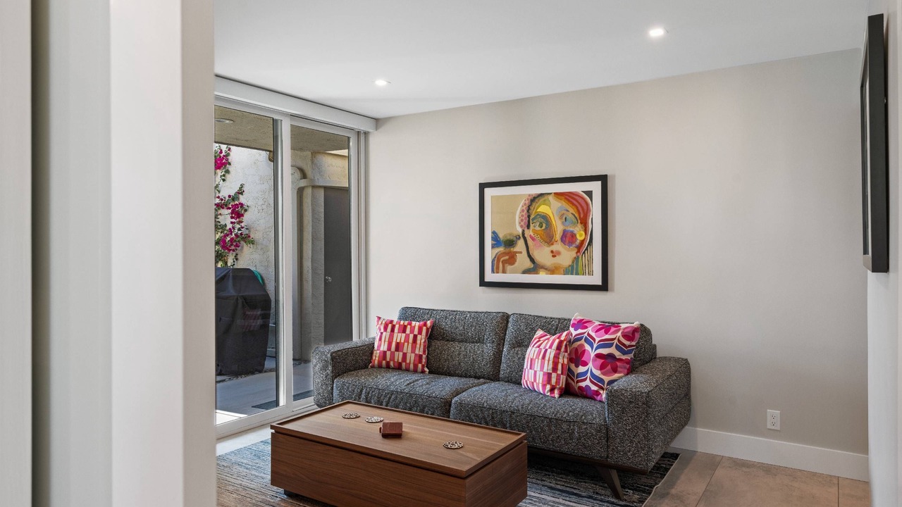 Photo of Bedroom in Canyon Corridor