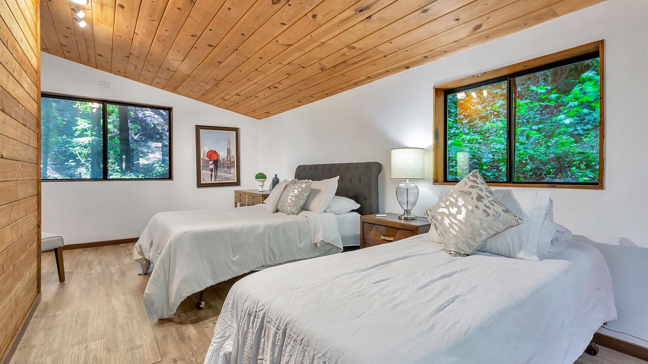 Photo of Bedroom in Los Gatos