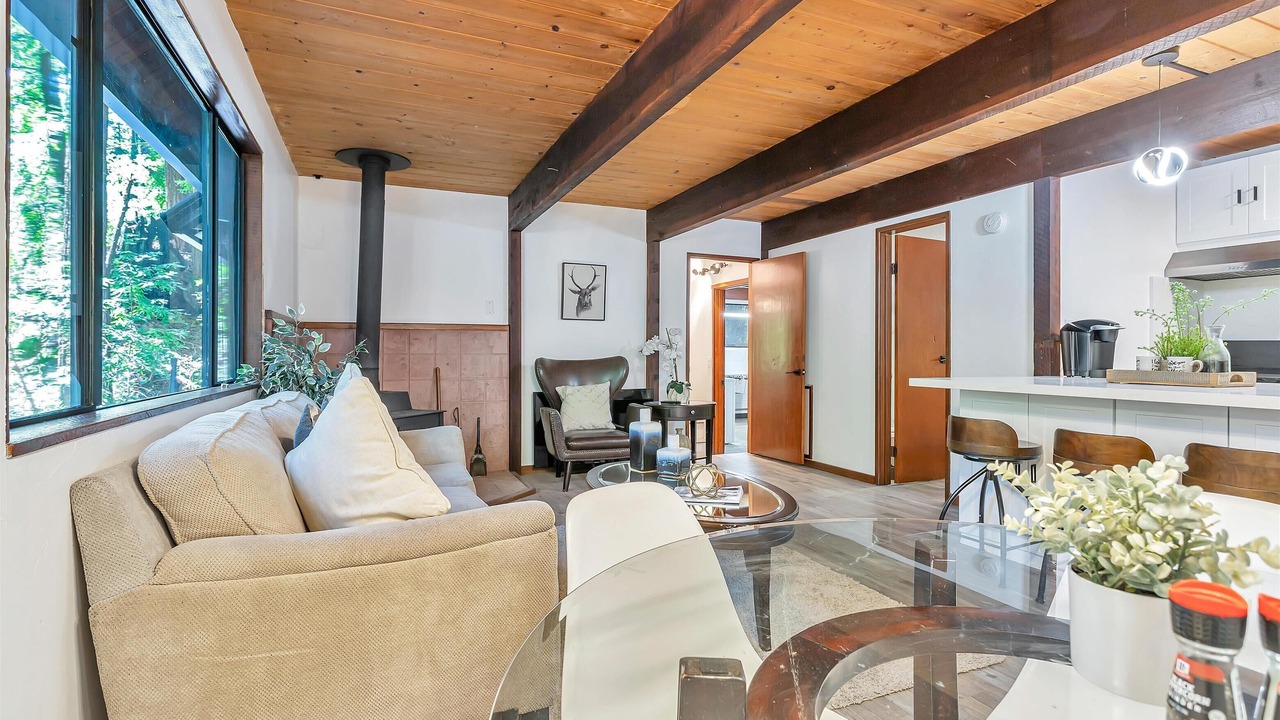 Photo of Livingroom in Los Gatos