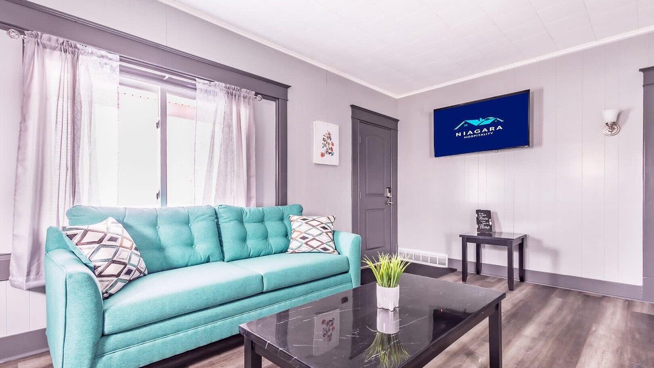Photo of Livingroom in Downtown Niagara Falls