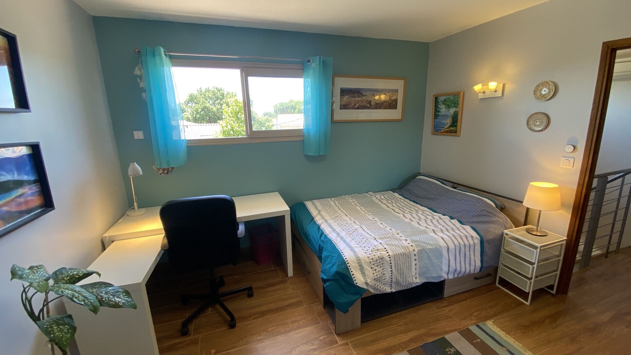Photo of Bedroom in Colomiers