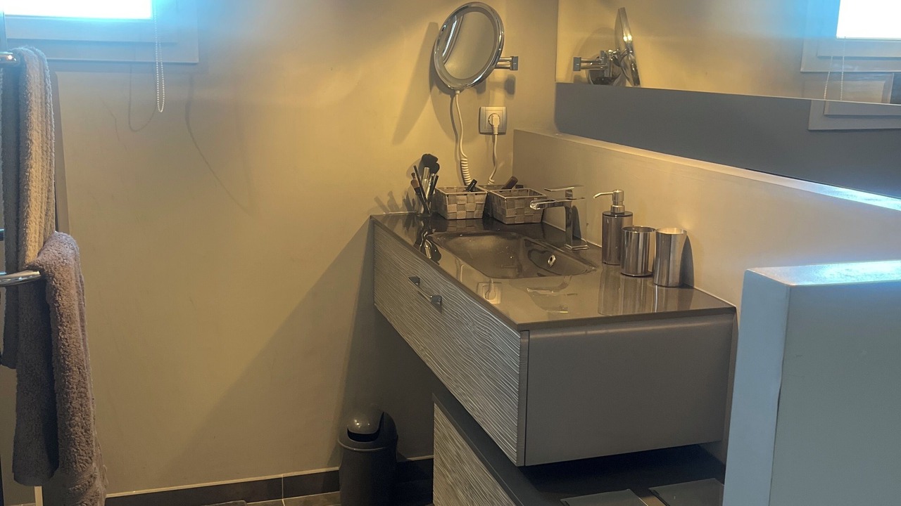 Photo of Bathroom in Meze