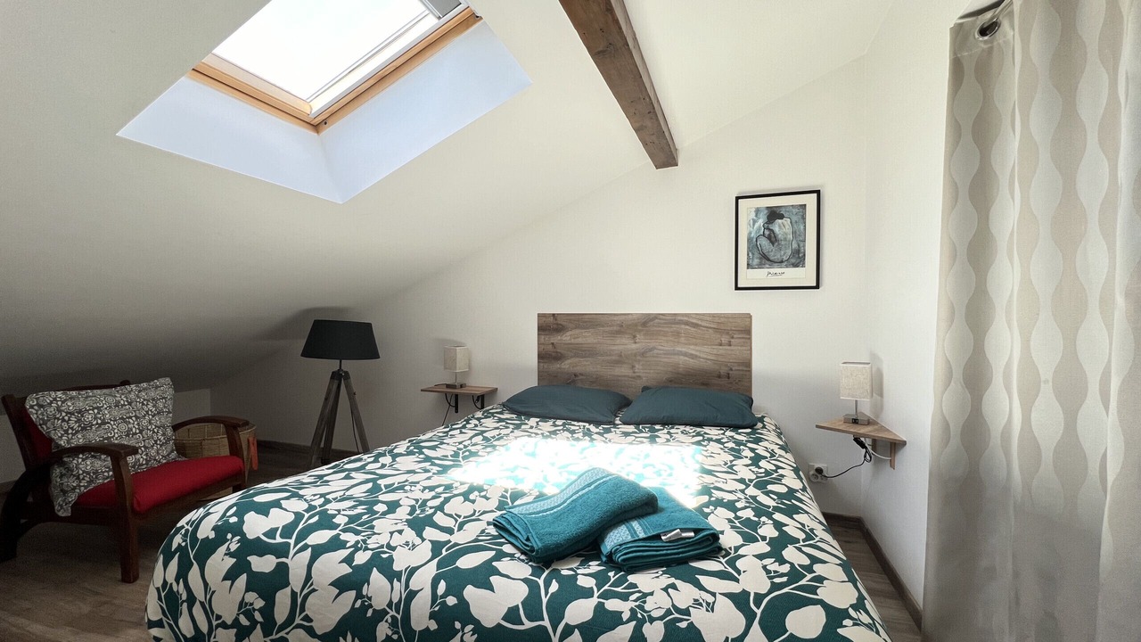 Photo of Bedroom in Bonnefoy-Roseraie-Gramont