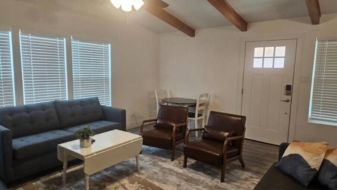 Photo of Livingroom in Oatmeal