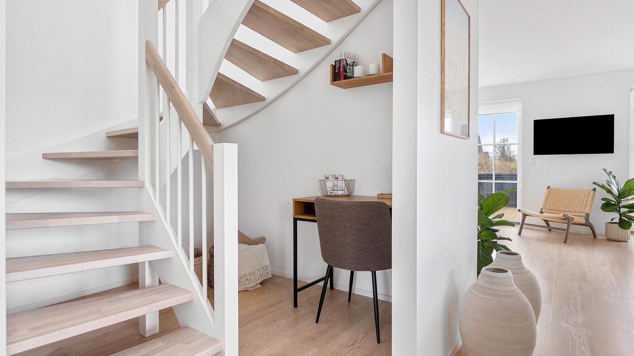 Photo of Others in Lokken