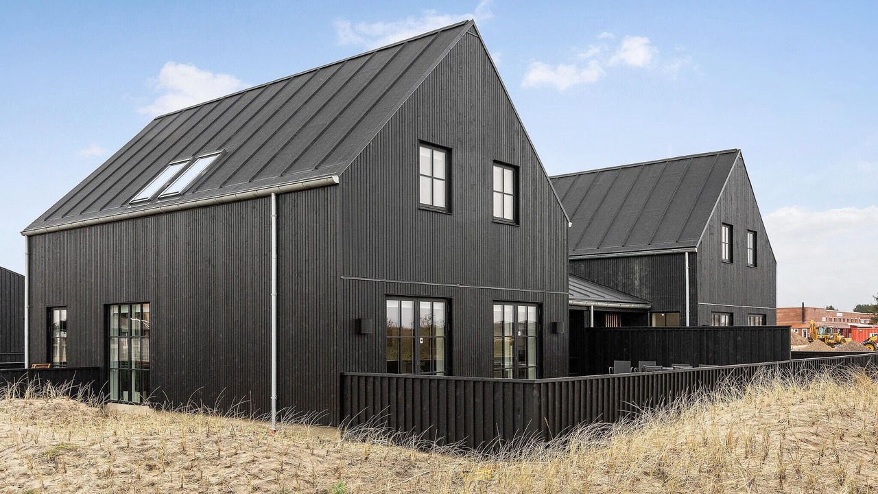 Photo of Others in Lokken