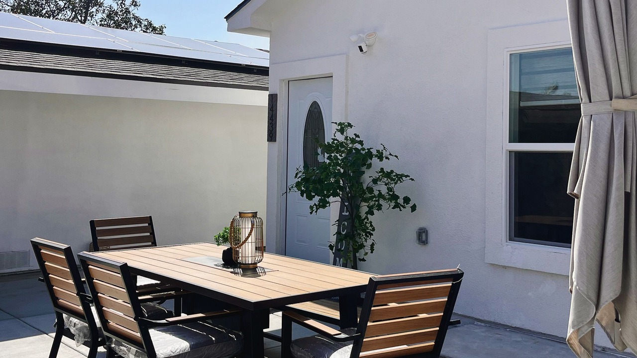 Photo of Outdoor in Midway City