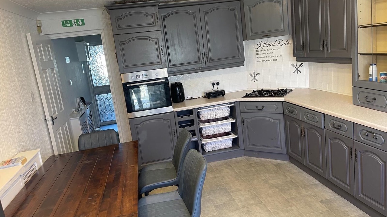 Photo of Kitchen in Crays Hill