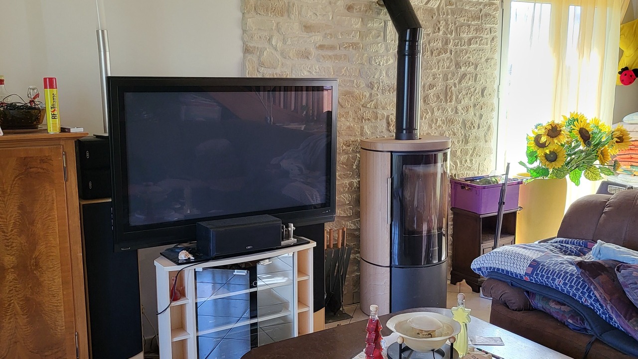 Photo of Livingroom in Menetreuil