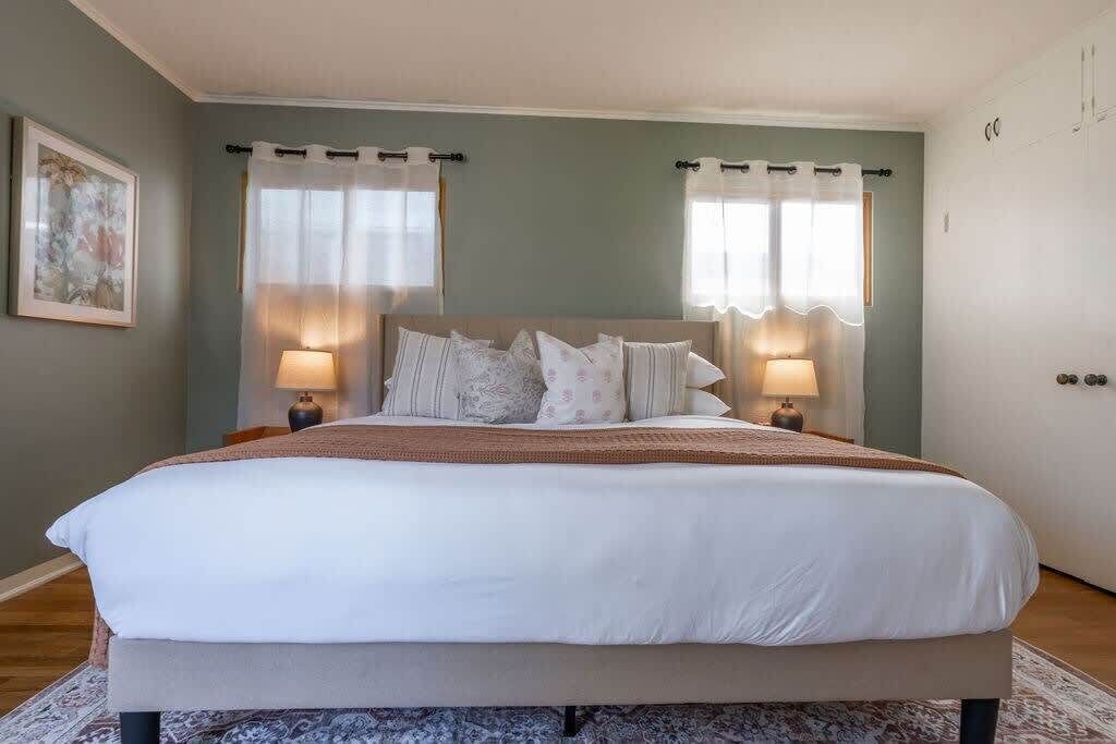 Photo of Bedroom in La Jolla