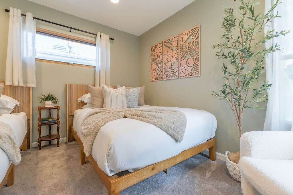 Photo of Bedroom in La Jolla