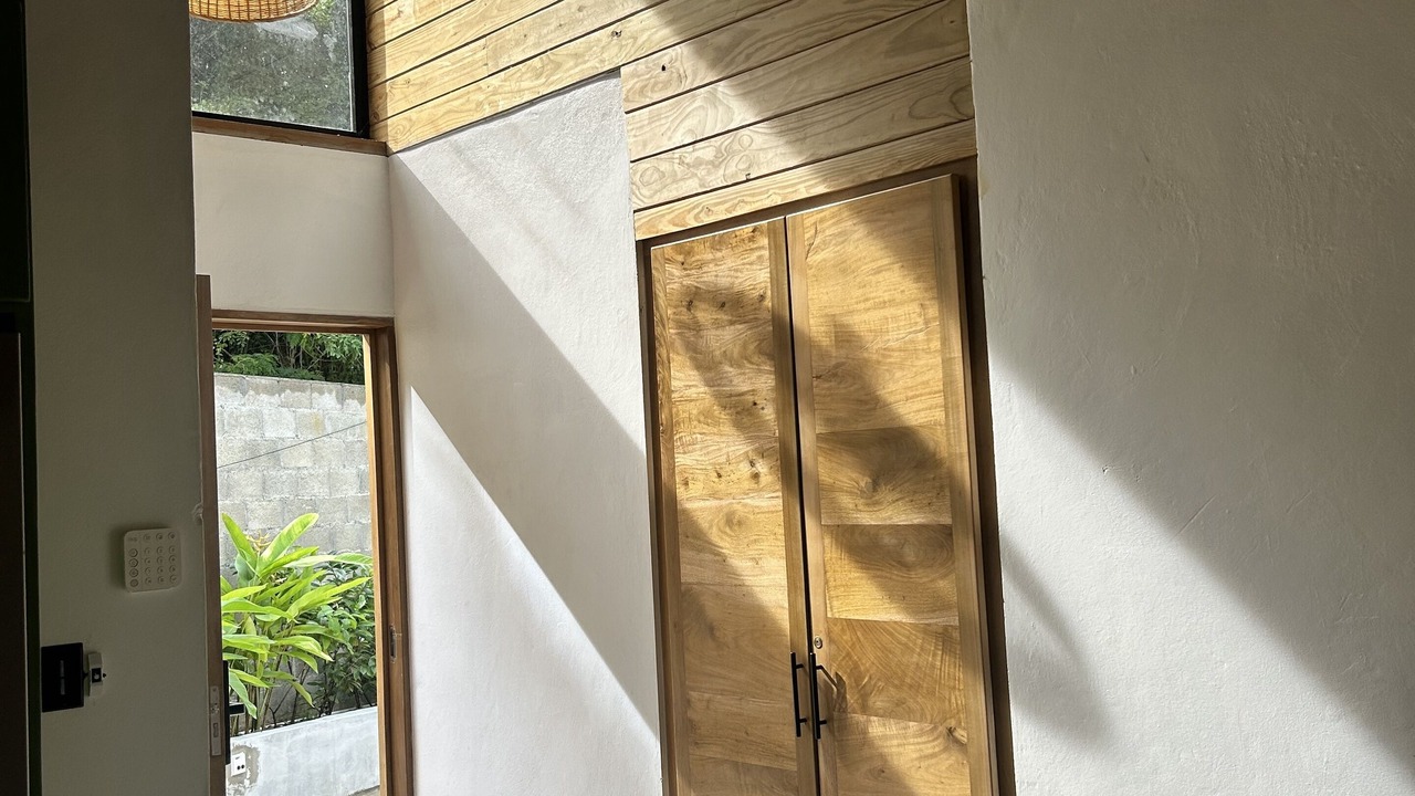 Photo of Others in Abreu