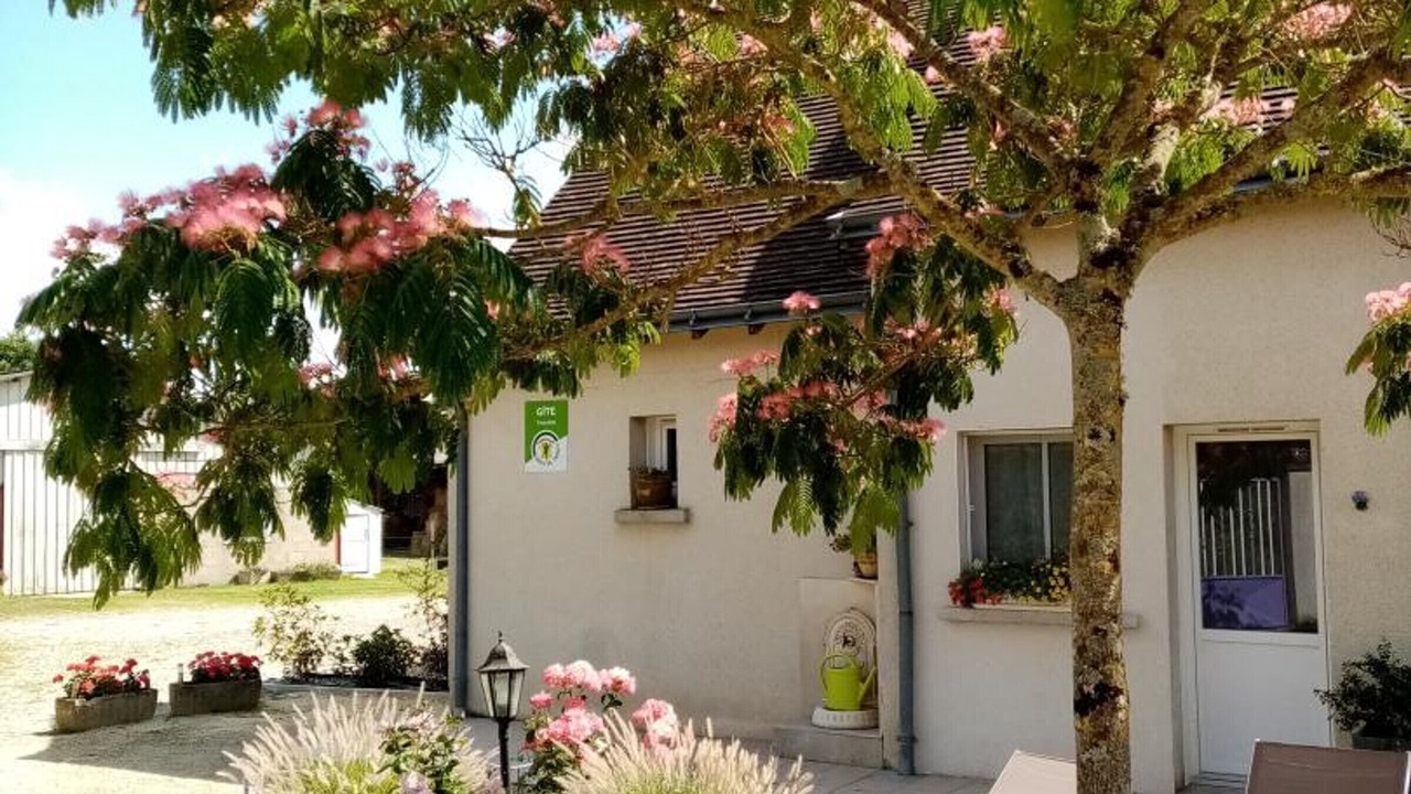 Photo of Patio Balcony in Poce-sur-Cisse