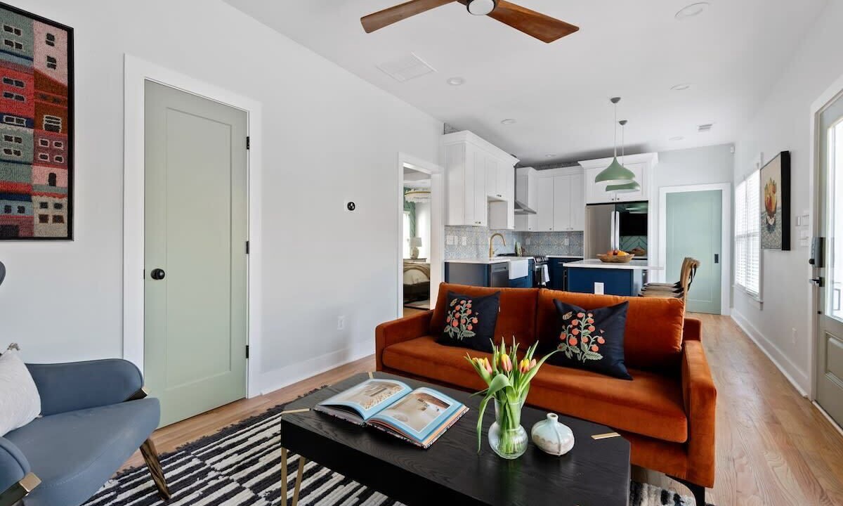 Photo of Livingroom in East Atlanta