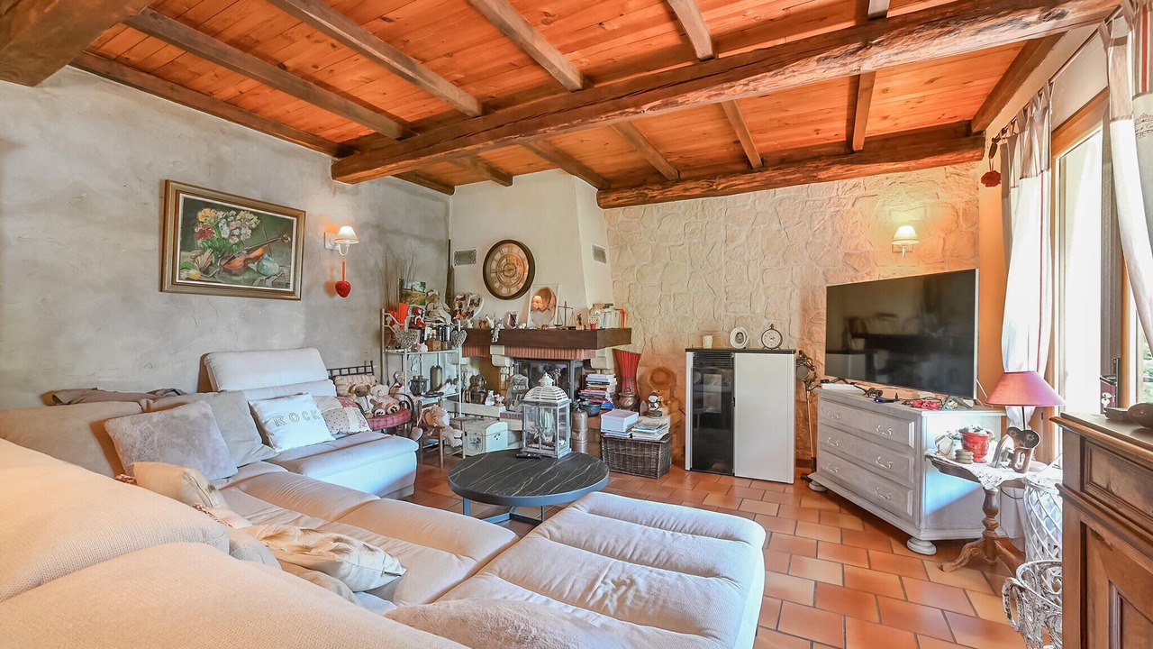 Photo of Bedroom in Saint-Privat-des-Vieux